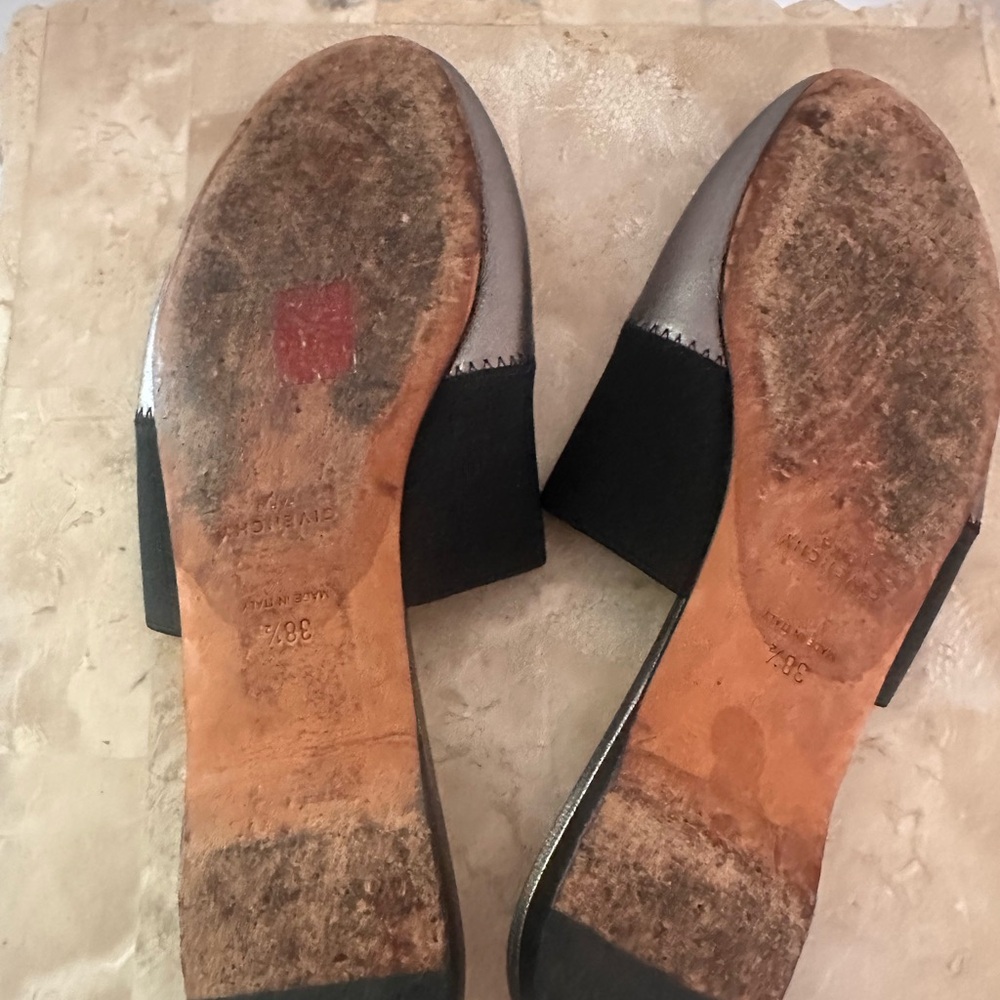 Givenchy Slides. 100% Authentic. - image 4